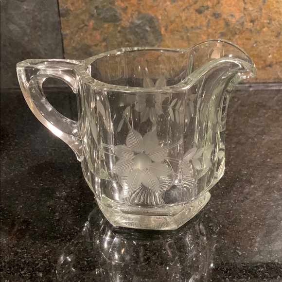 Vintage Other - Vintage Etched Daisy/Floral Design Clear Glass Creamer